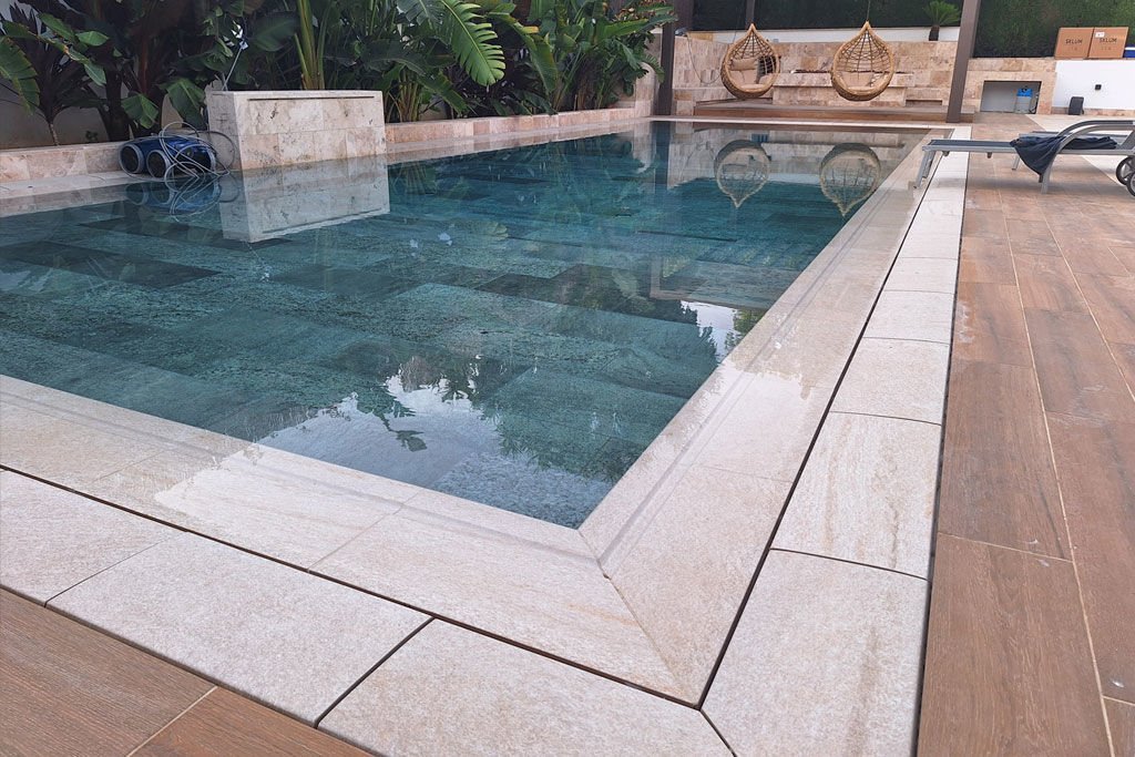 Rosa Gres Taşmalı Havuzlar 664 - 62,6 x 62,6 x 2,6