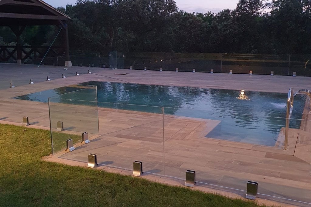 Rosa Gres Taşmalı Havuzlar 665 - 62,6 x 62,6 x 2,6