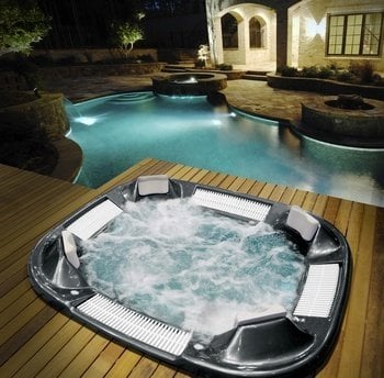 Kit Compact 75 2M (6kW elektrikli ısıtıcılı), Ticari Spa'lar için filtrasyon sistemleri